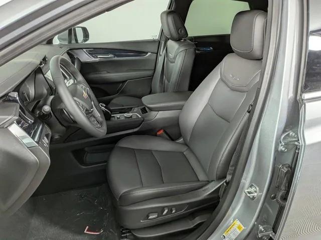 new 2025 Cadillac XT5 car, priced at $49,885