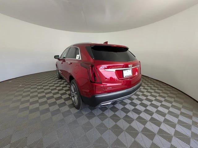 new 2025 Cadillac XT5 car, priced at $50,944