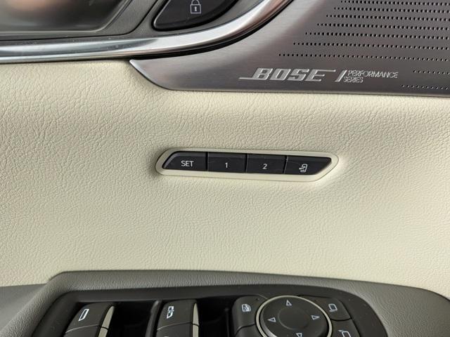 used 2023 Cadillac XT5 car, priced at $30,379