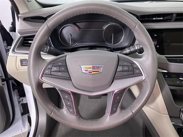 used 2024 Cadillac XT5 car, priced at $40,788