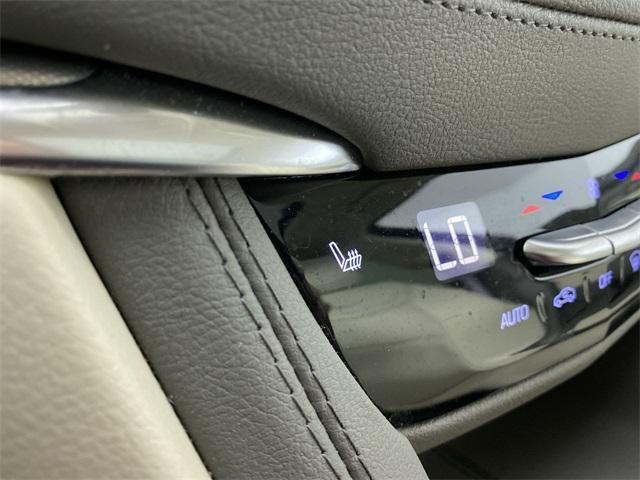 used 2024 Cadillac XT5 car, priced at $40,788