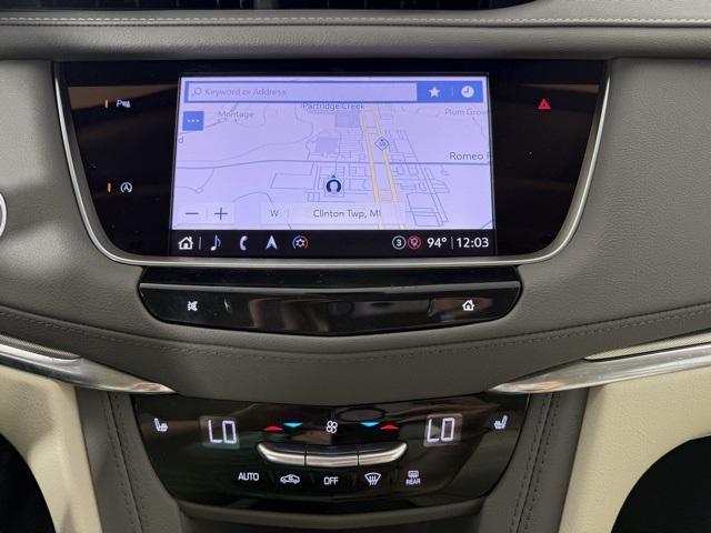 used 2022 Cadillac XT5 car, priced at $30,889