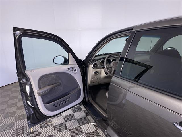 used 2002 Chrysler PT Cruiser car, priced at $4,129