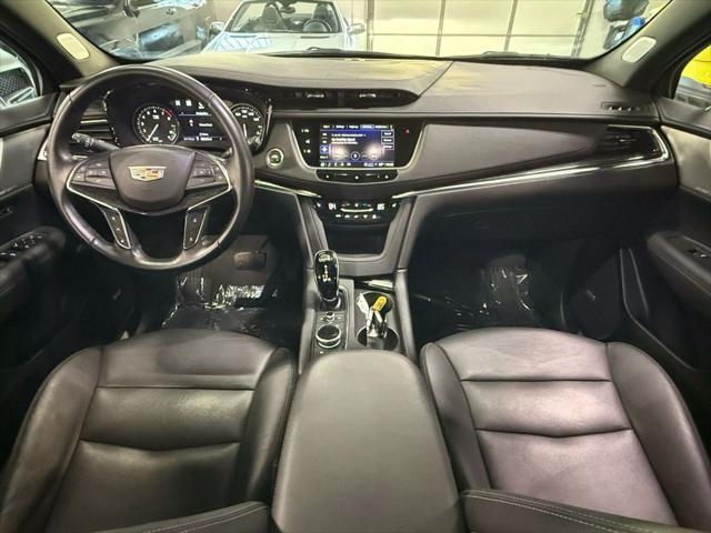 used 2021 Cadillac XT5 car, priced at $29,995