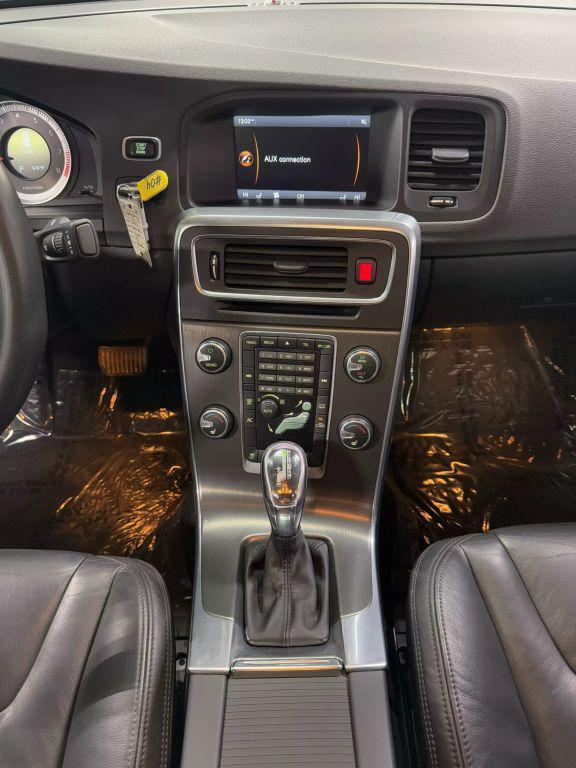 used 2013 Volvo S60 car