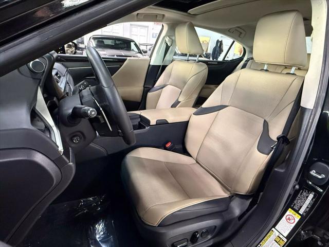 used 2019 Lexus ES 350 car, priced at $33,985