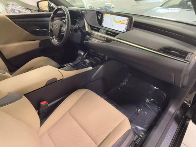 used 2019 Lexus ES 350 car, priced at $33,985