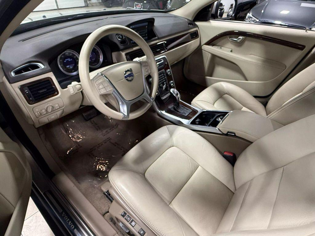 used 2013 Volvo XC70 car, priced at $15,450