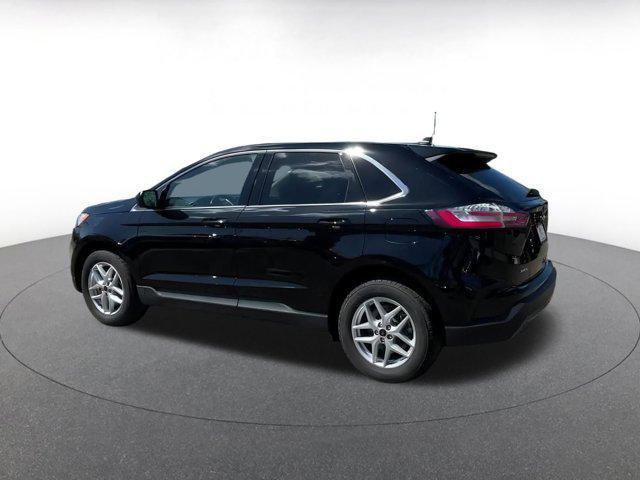 used 2024 Ford Edge car, priced at $23,672