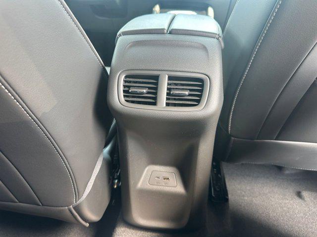 used 2024 Buick Envision car, priced at $27,964