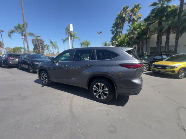 used 2023 Toyota Highlander car, priced at $34,962