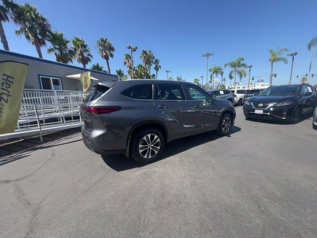 used 2023 Toyota Highlander car, priced at $34,962