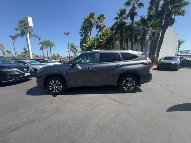 used 2023 Toyota Highlander car, priced at $34,962