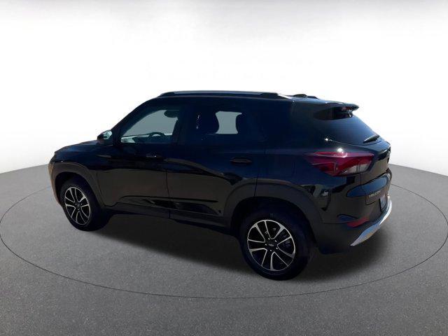 used 2024 Chevrolet TrailBlazer car, priced at $21,645