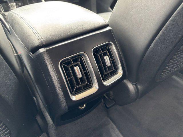 used 2024 Kia Sorento car, priced at $28,886