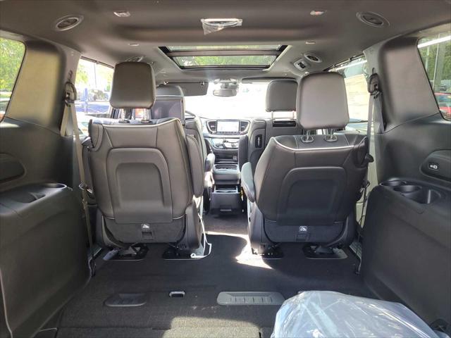 new 2023 Chrysler Pacifica Hybrid car, priced at $62,900
