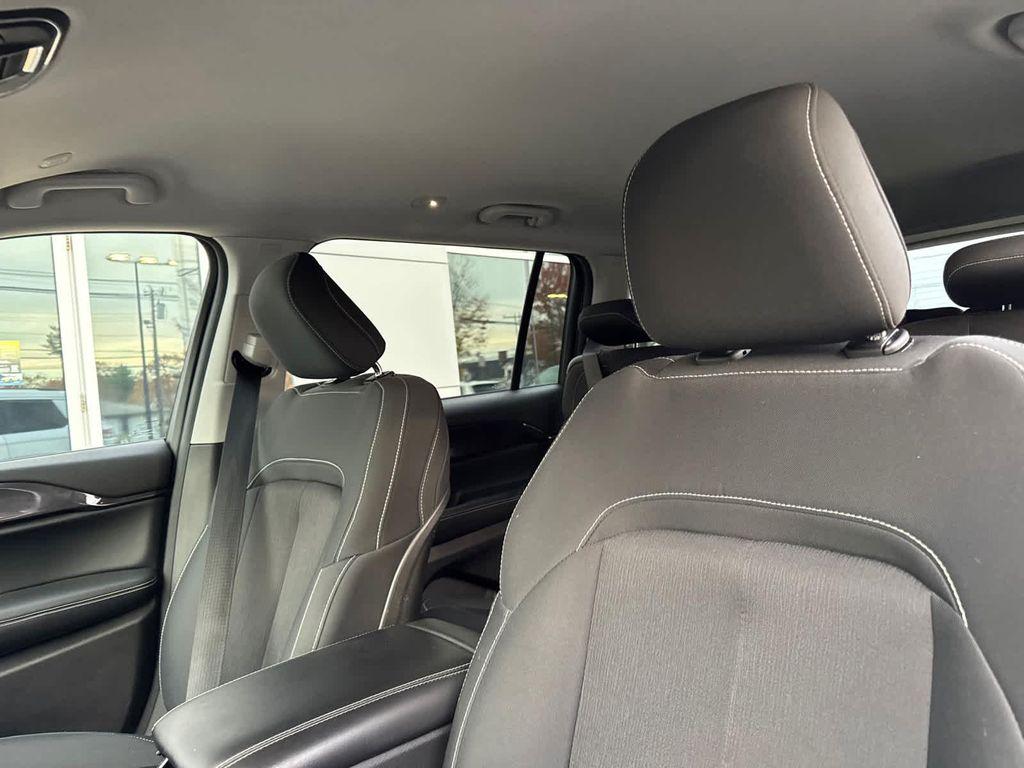 used 2021 Jeep Grand Cherokee L car, priced at $25,400