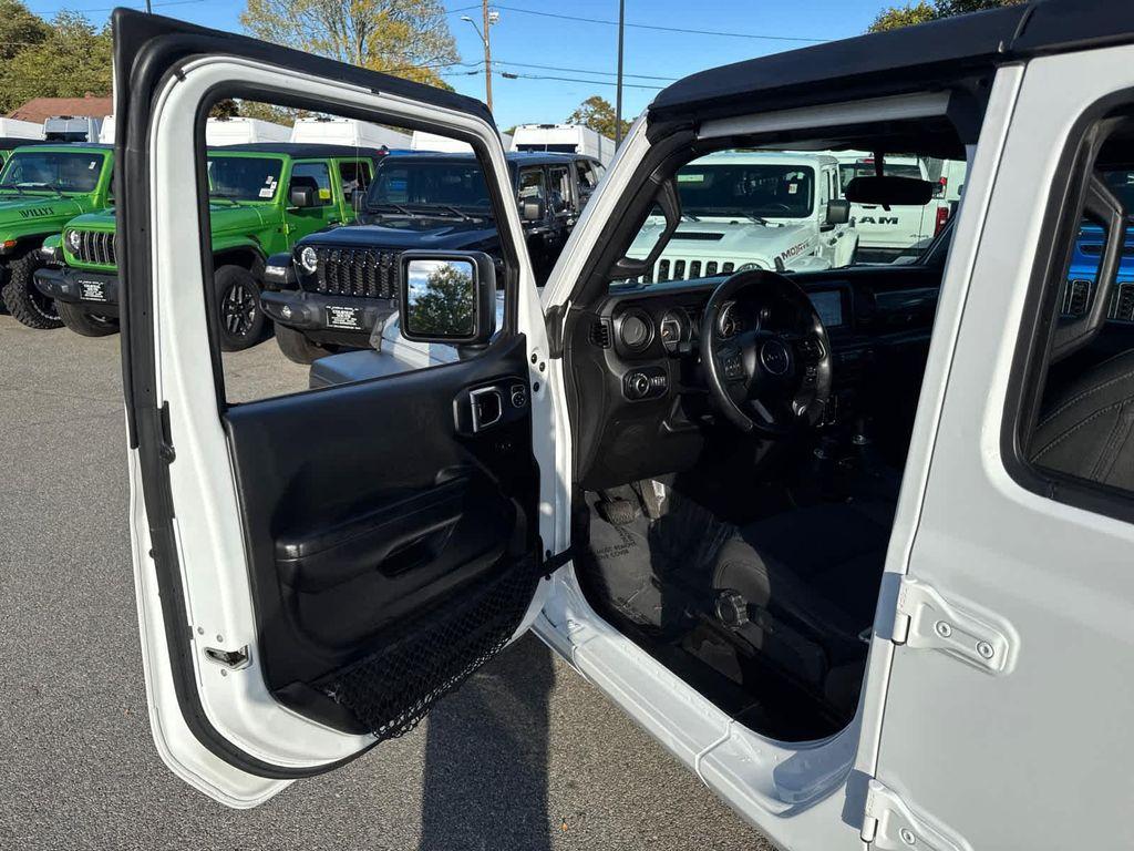 used 2020 Jeep Wrangler Unlimited car, priced at $26,928