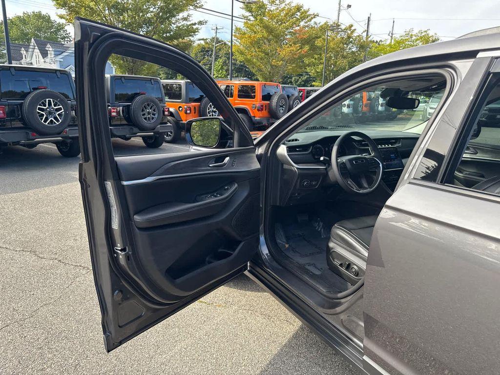 used 2023 Jeep Grand Cherokee L car, priced at $30,900