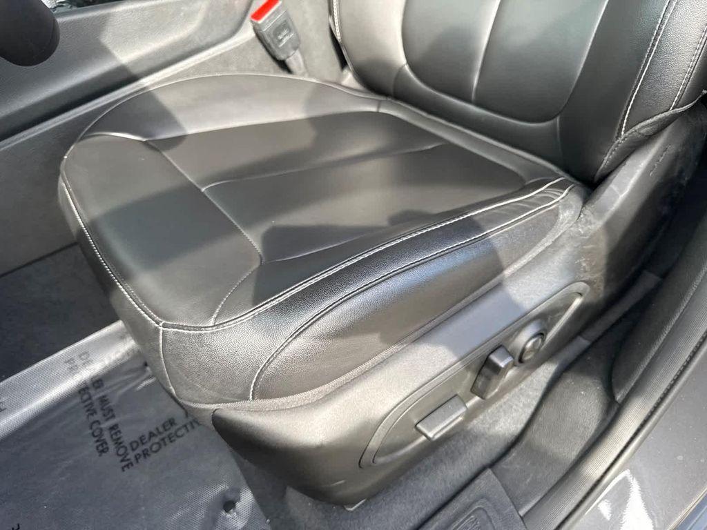 used 2023 Jeep Grand Cherokee L car, priced at $30,900