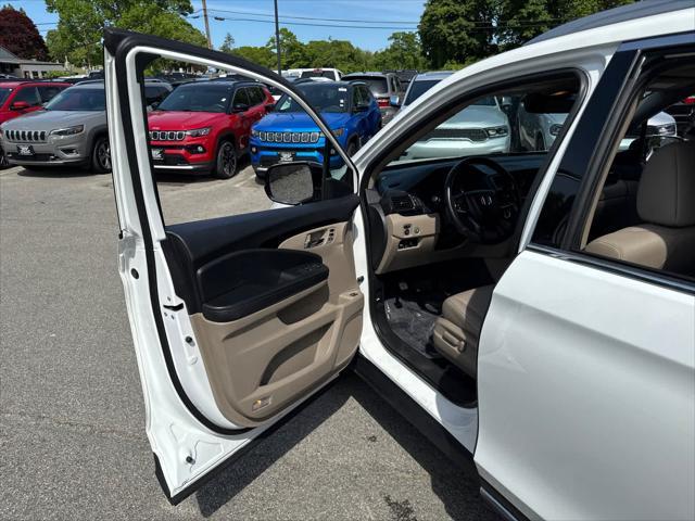 used 2021 Honda Pilot car, priced at $31,200