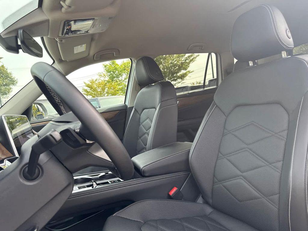 used 2024 Volkswagen Atlas car, priced at $37,700