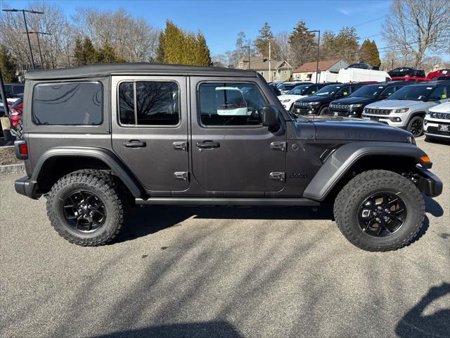 new 2025 Jeep Wrangler car, priced at $40,752