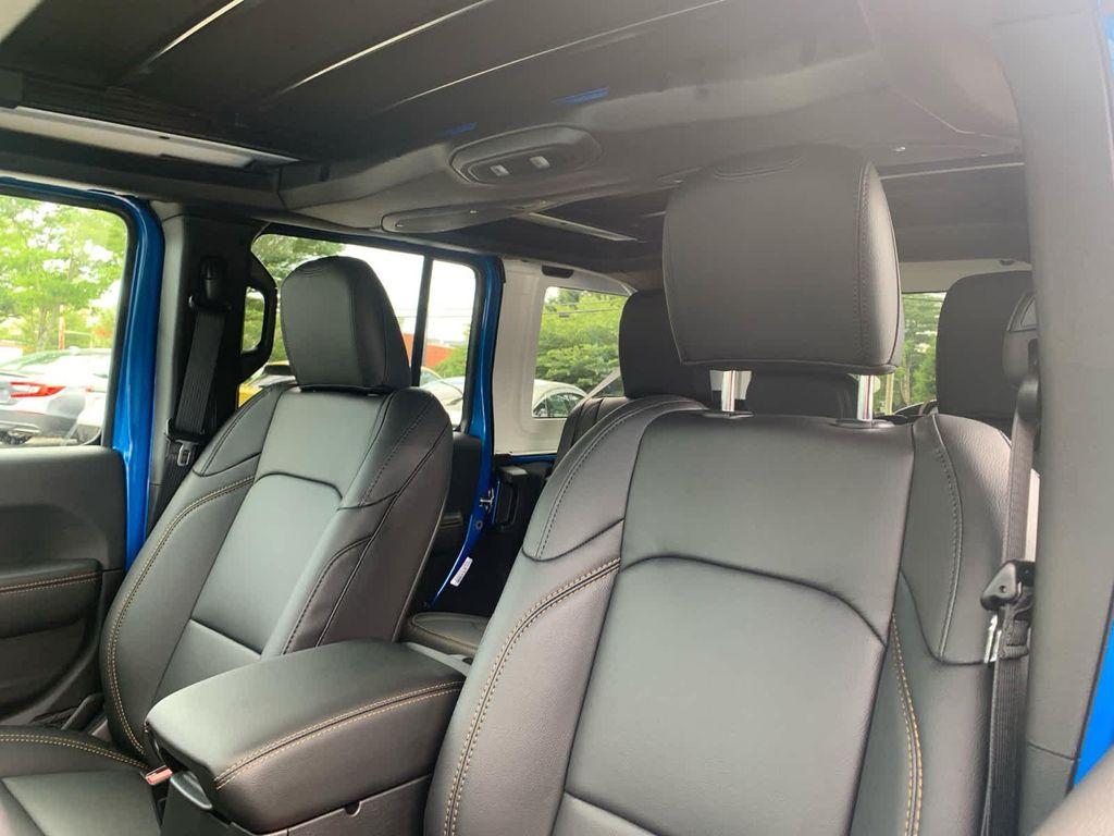 new 2025 Jeep Wrangler car, priced at $51,843