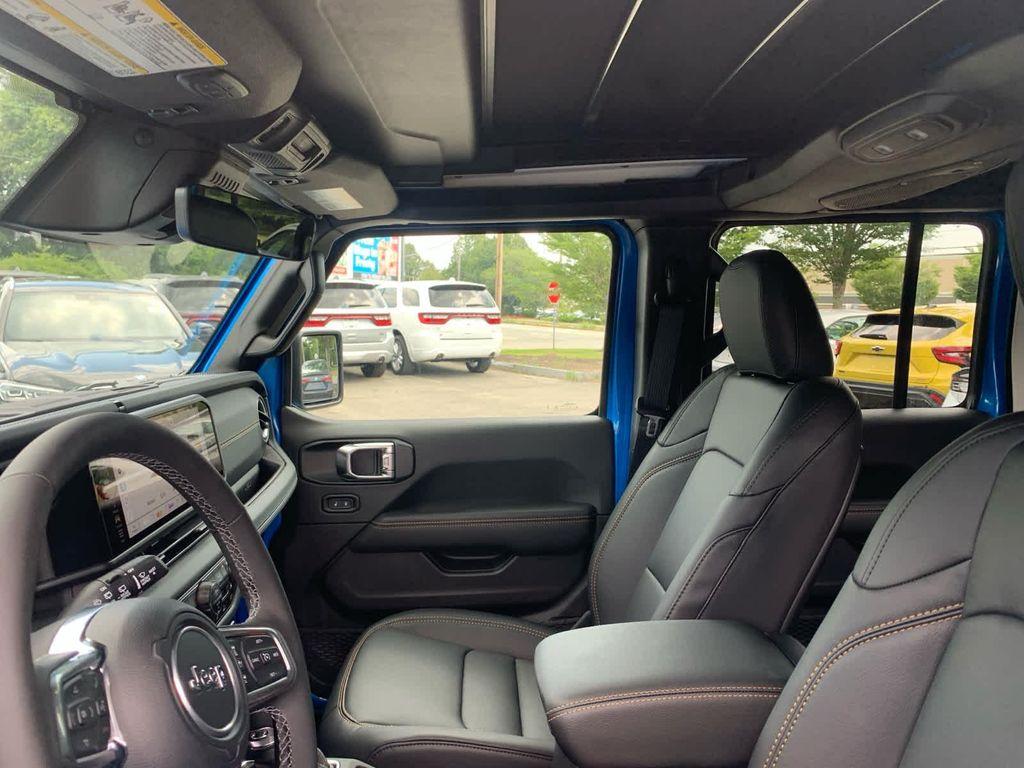 new 2025 Jeep Wrangler car, priced at $51,843