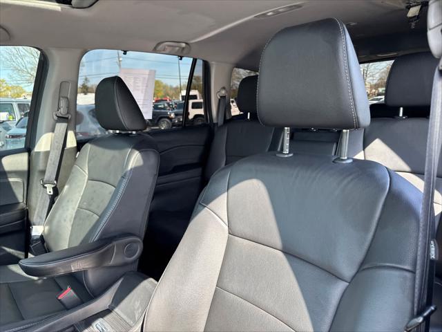 used 2022 Honda Pilot car, priced at $33,500