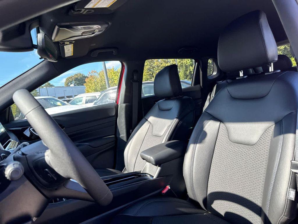new 2026 Jeep Compass car, priced at $33,784