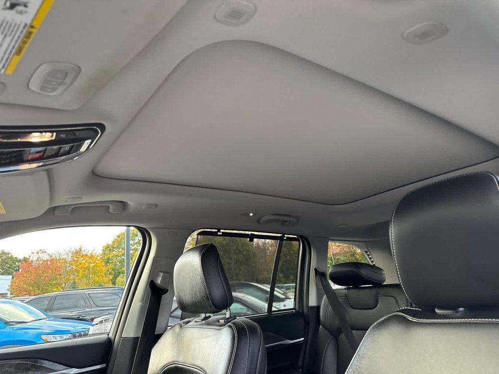 used 2023 Jeep Grand Cherokee 4xe car, priced at $33,400