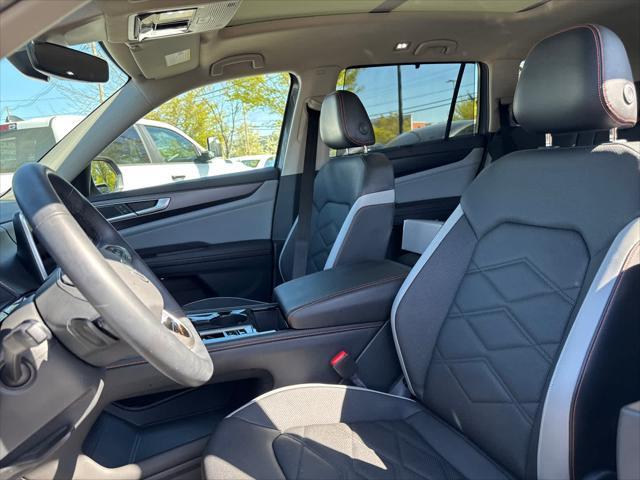 used 2024 Volkswagen Atlas car, priced at $38,900