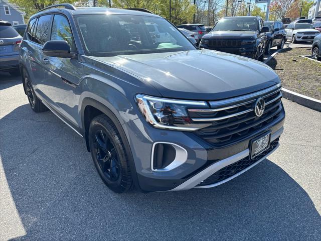 used 2024 Volkswagen Atlas car, priced at $38,900