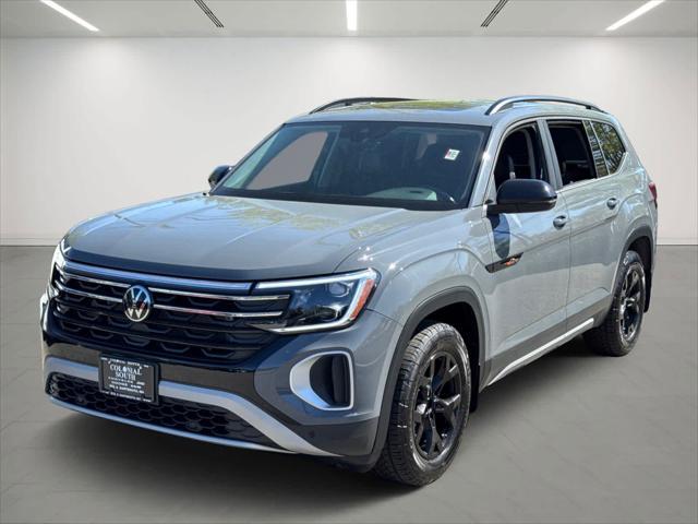 used 2024 Volkswagen Atlas car, priced at $38,900