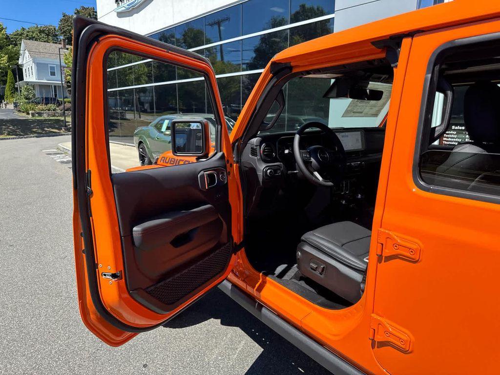 new 2025 Jeep Wrangler car, priced at $67,203