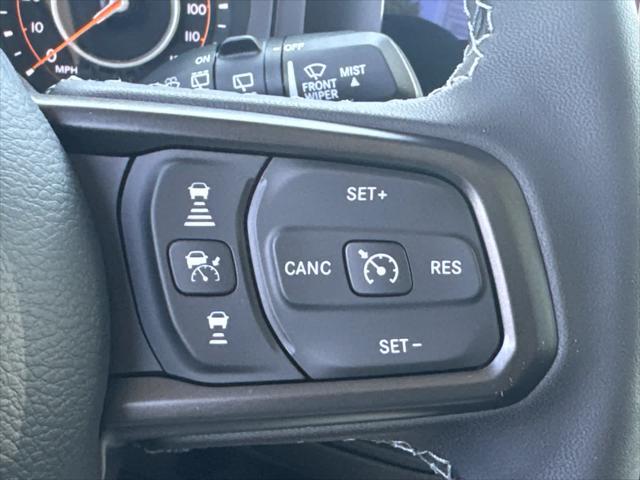 new 2025 Jeep Wrangler car, priced at $39,571