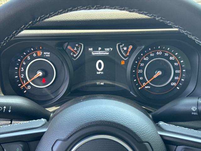 new 2025 Jeep Gladiator car, priced at $40,143