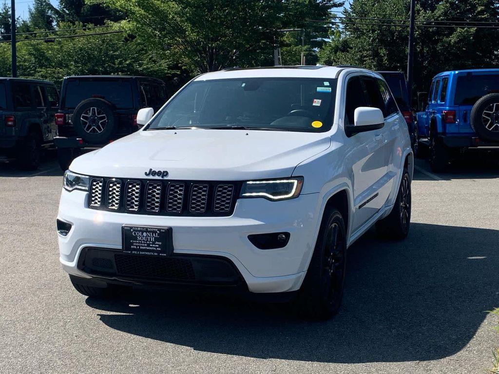 used 2022 Jeep Grand Cherokee car, priced at $27,400