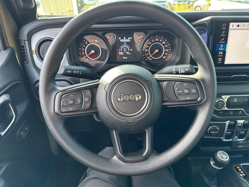 new 2025 Jeep Gladiator car, priced at $38,744