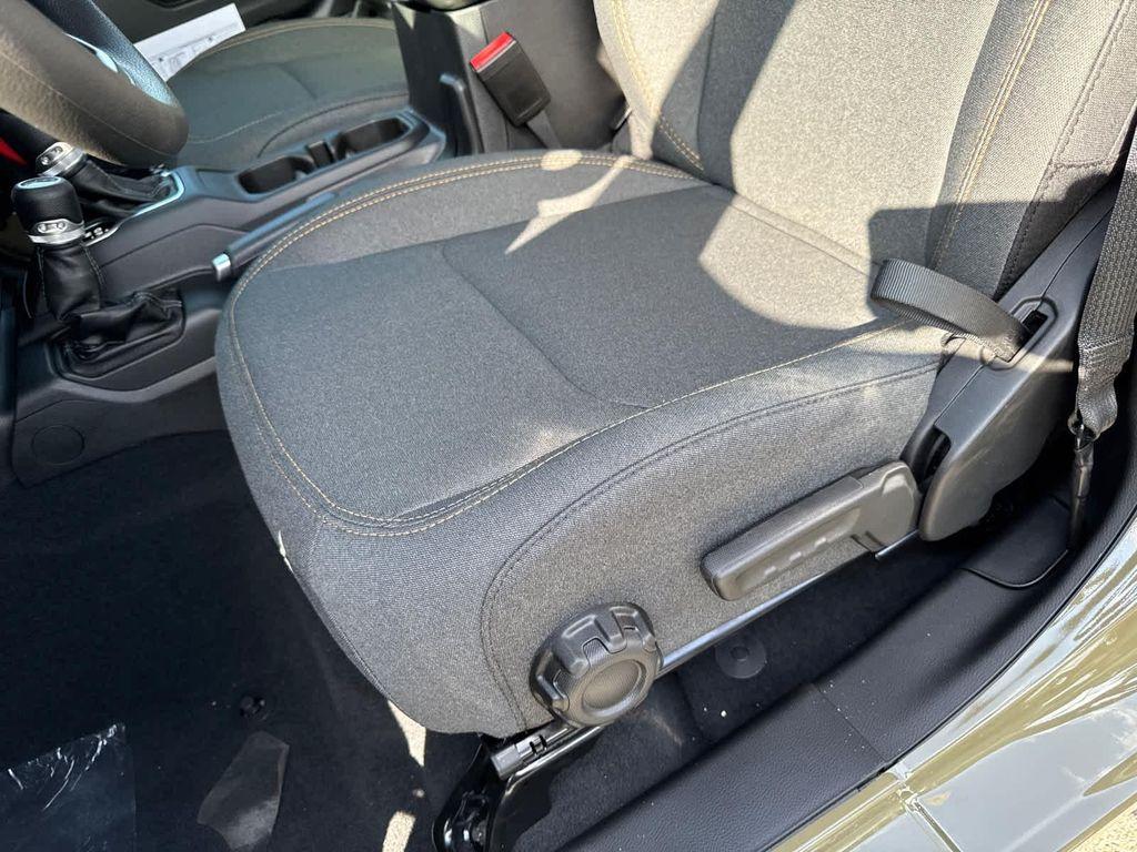 new 2025 Jeep Gladiator car, priced at $38,744