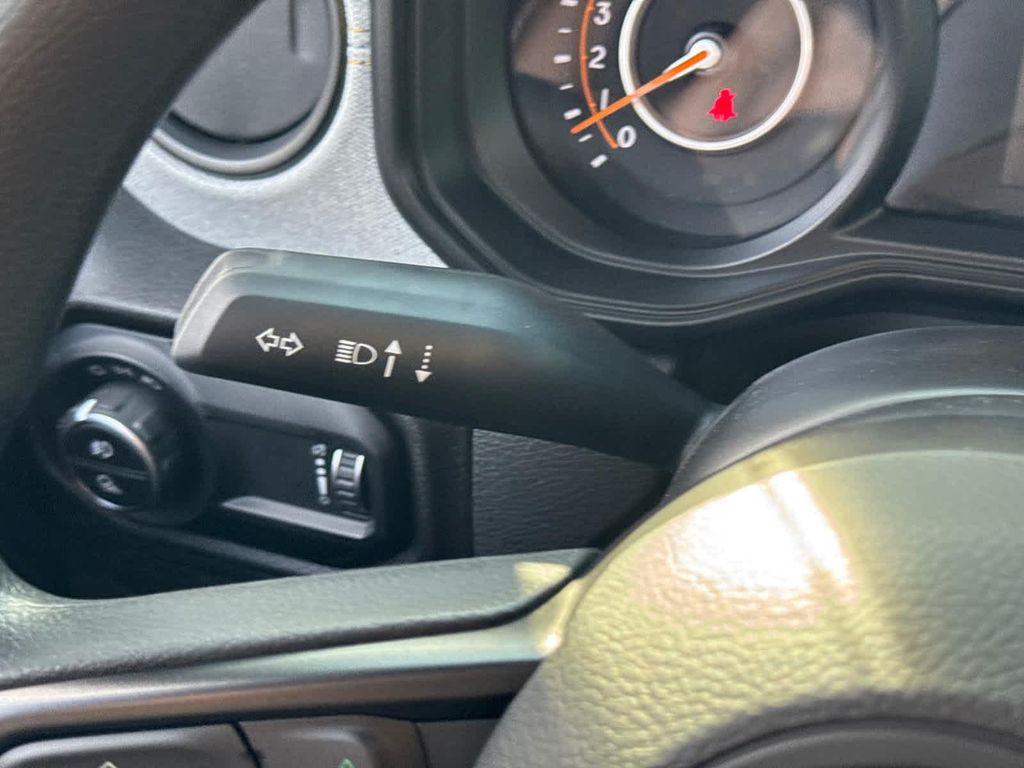 new 2025 Jeep Gladiator car, priced at $38,744