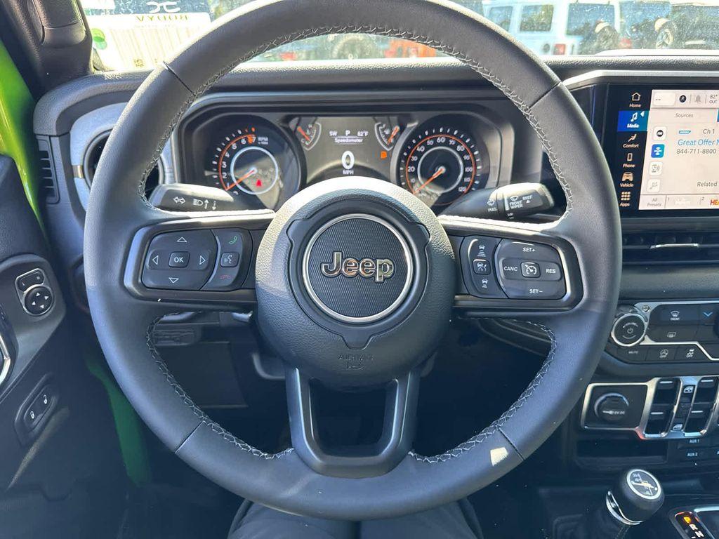 new 2025 Jeep Gladiator car, priced at $42,648