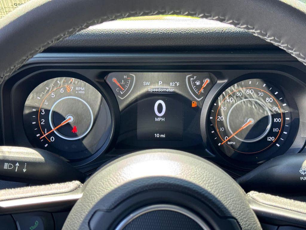 new 2025 Jeep Gladiator car, priced at $42,648