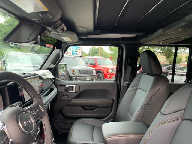 new 2025 Jeep Wrangler car, priced at $49,832