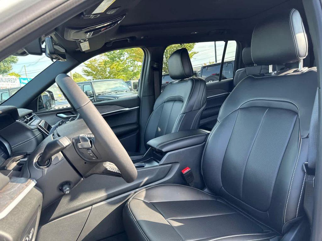 new 2025 Jeep Grand Cherokee L car, priced at $52,905