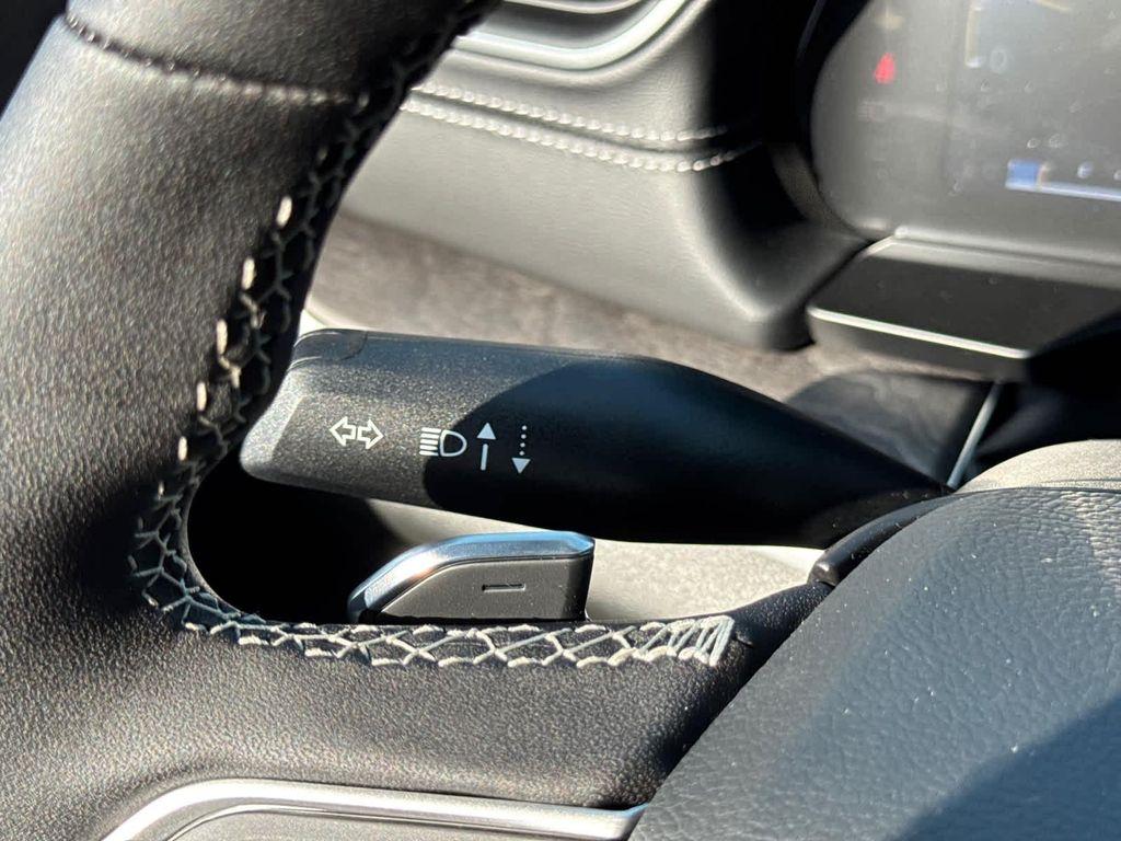 new 2025 Jeep Grand Cherokee L car, priced at $52,905