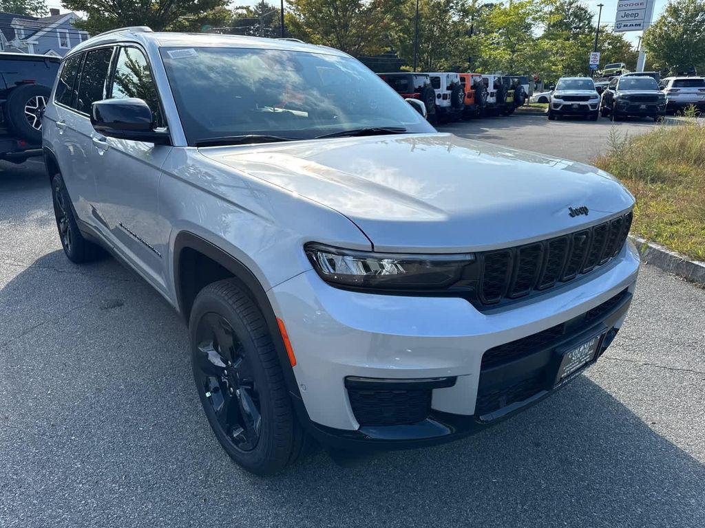 new 2025 Jeep Grand Cherokee L car, priced at $52,905