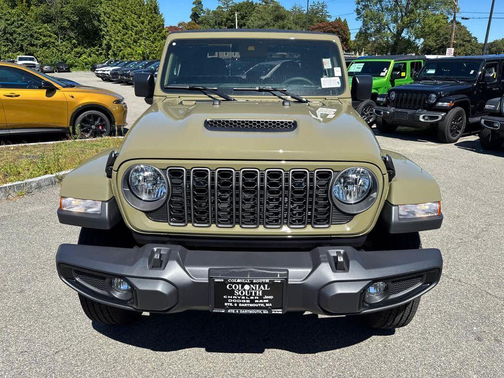 new 2025 Jeep Gladiator car, priced at $43,115