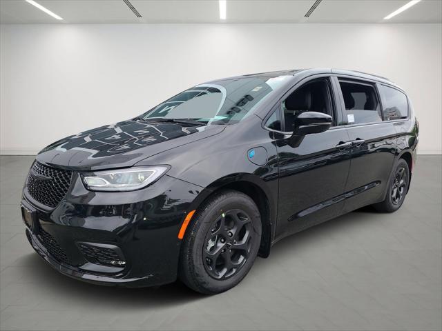 new 2023 Chrysler Pacifica Hybrid car, priced at $62,900
